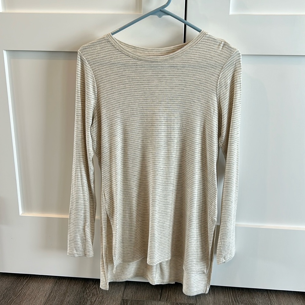 Athleta Tunic shirt